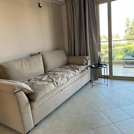 A9, Sea Views, Wifi, Air Conditioner And Parking,terrase * Лоутраки