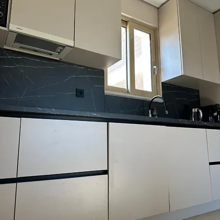 A9, Sea Views, Wifi, Air Conditioner And Parking,terrase Apartment Loutráki