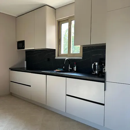 Апартаменты A9, Sea Views, Wifi, Air Conditioner And Parking,terrase *