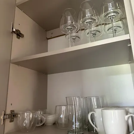Апартаменты A9, Sea Views, Wifi, Air Conditioner And Parking,terrase *